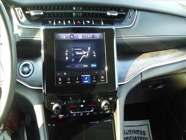 2022 Jeep Grand Cherokee Limited:26-052A