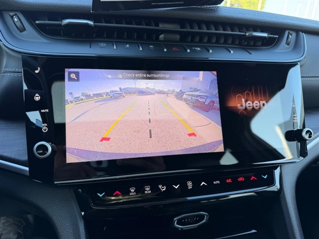 2027 Jeep Grand Cherokee L Altitude:27-035