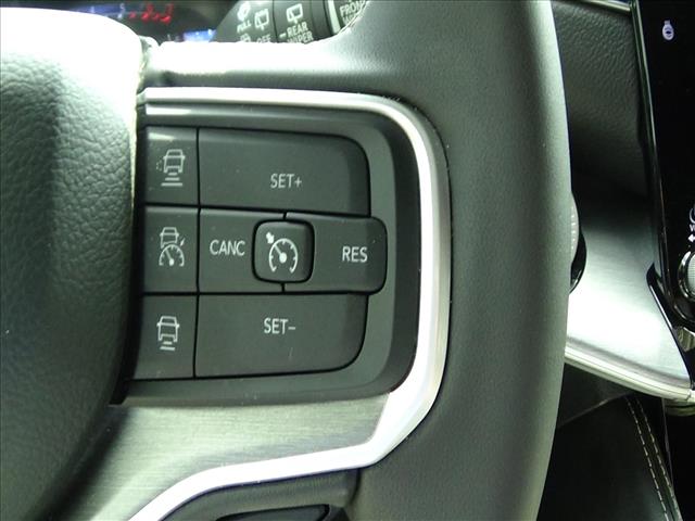 2025 Jeep Wagoneer L Base:C6863