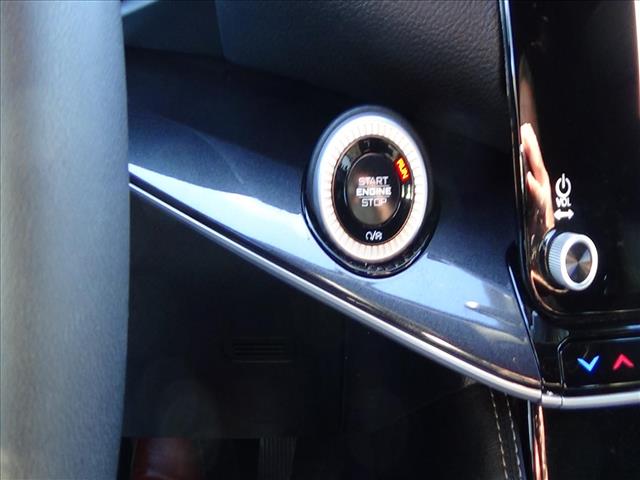 2024 Jeep Wagoneer Base:C6746