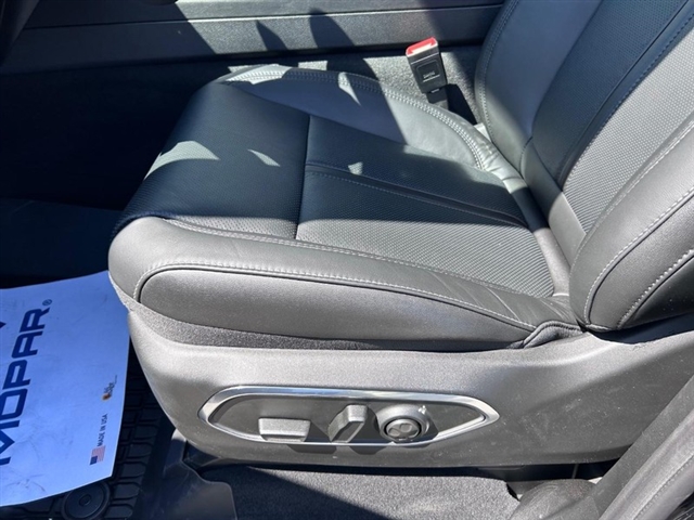 2024 Wagoneer Wagoneer Base