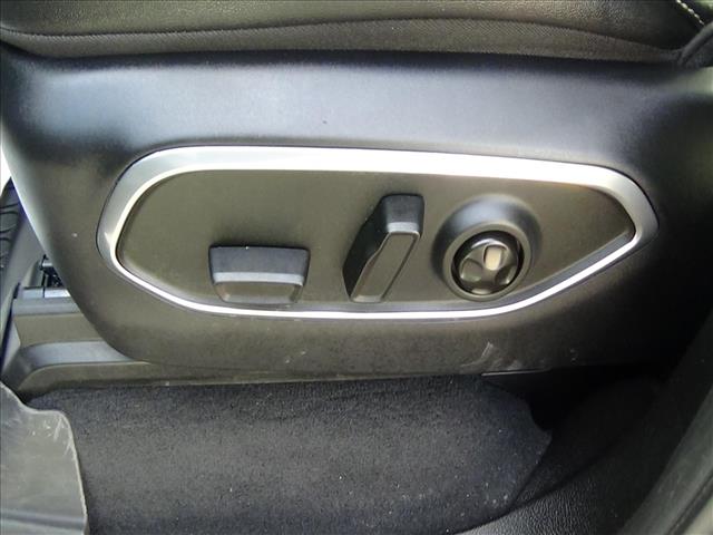 2024 Jeep Wagoneer Base:C6877