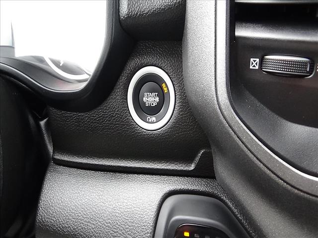 2025 RAM 1500 Tradesman:C6977