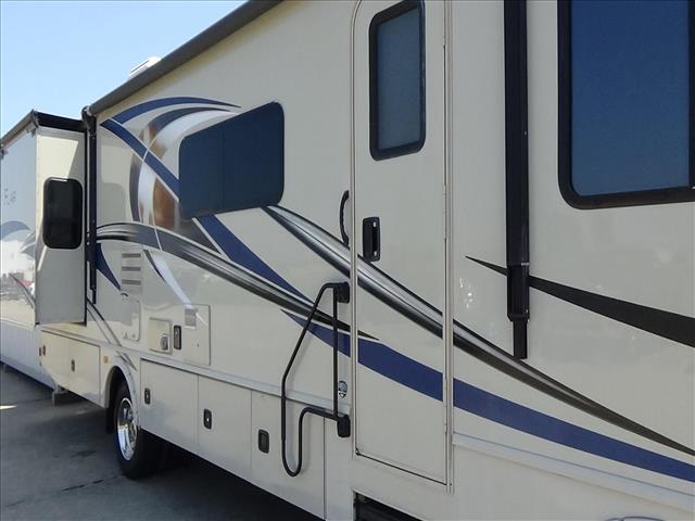 2016 Ford F-350 Super Duty Fleetwood Flair:C6758