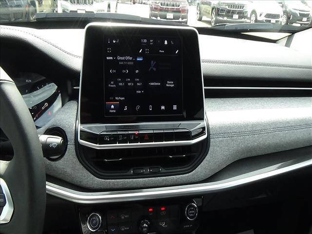 2025 Jeep Compass Latitude:C7115