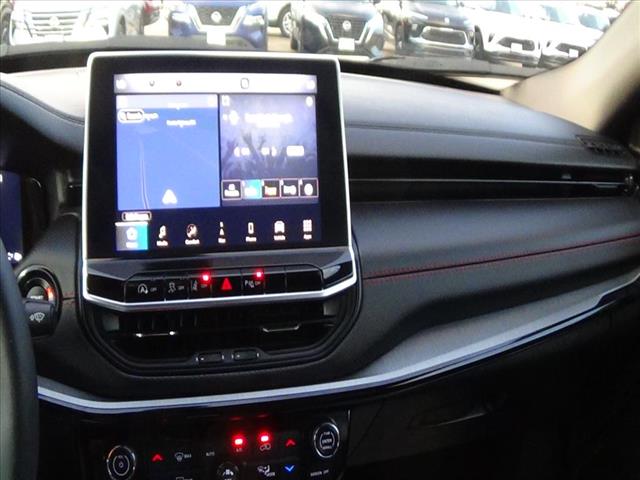 2024 Jeep Compass Trailhawk:C6630