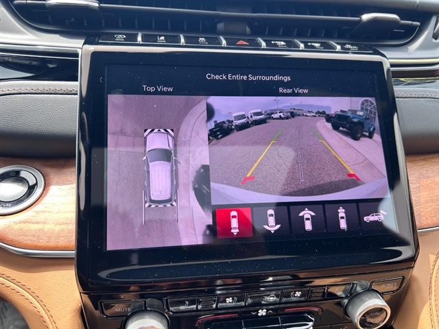2025 Jeep Grand Cherokee L Summit Reserve