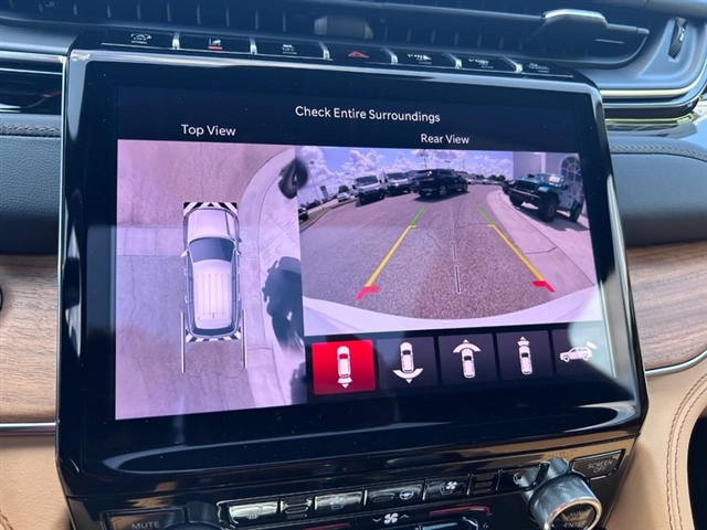 2025 Jeep Grand Cherokee L Summit Reserve