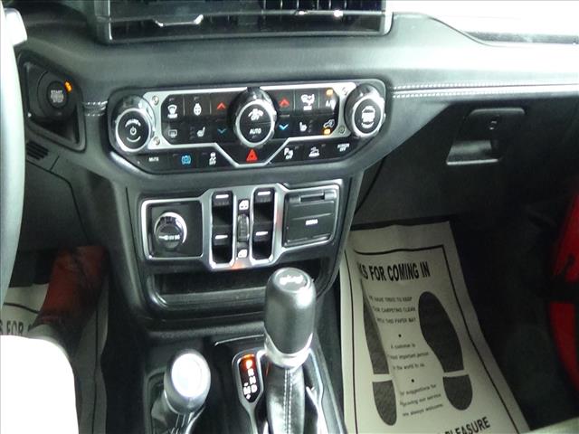2025 Jeep Wrangler Sahara 4xe:C6934