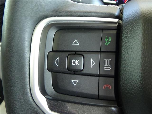 2024 Jeep Wagoneer Base:C6876