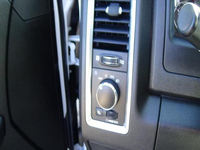 2023 RAM 1500 Classic SLT:C6481