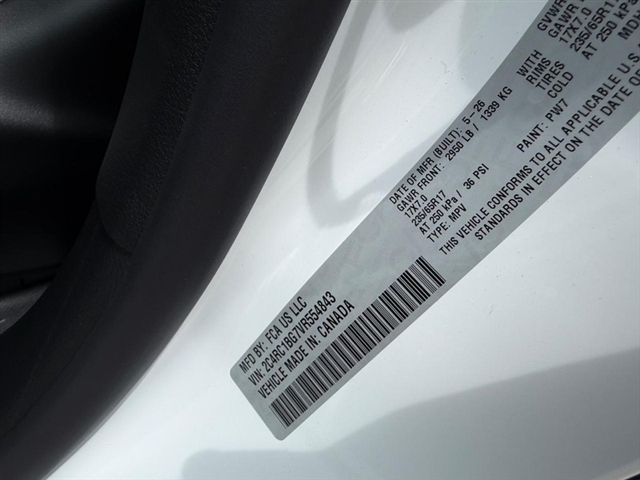 2027 Chrysler Pacifica Select:27-003