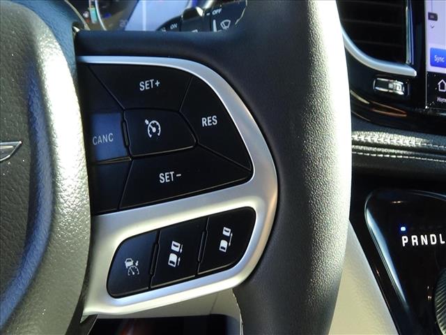 2024 Chrysler Pacifica Limited:C6908