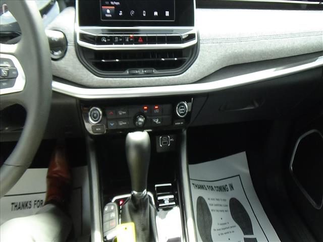 2025 Jeep Compass Latitude:C7115
