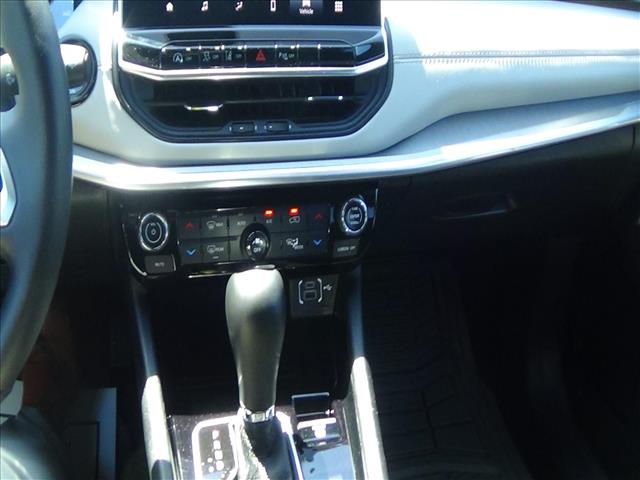 2025 Jeep Compass Limited:C6733