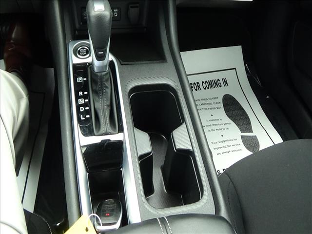 2025 Nissan Sentra SV:C7004