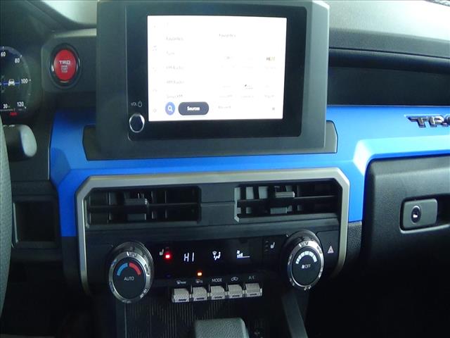 2025 Toyota Tacoma TRD Off-Road:C6774