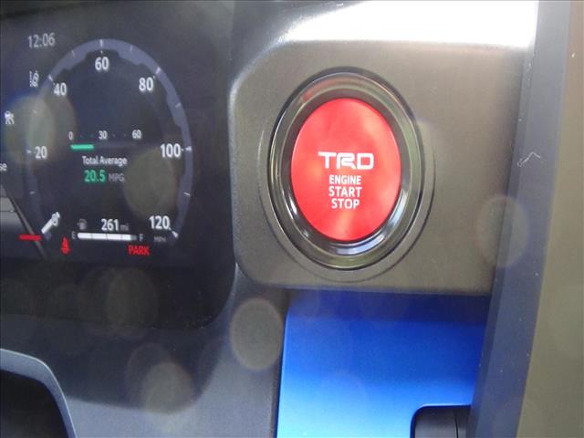 2025 Toyota Tacoma TRD Off-Road:C6785