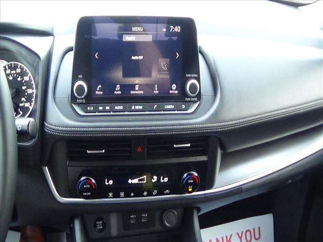 2025 Nissan Rogue SV:C6868