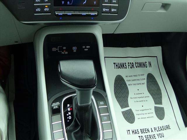 2025 Hyundai KONA SEL:C6776