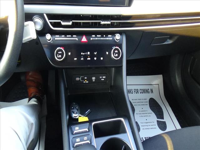 2025 Hyundai SONATA SEL:C7102