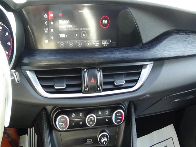 2024 Alfa Romeo Stelvio Sprint:C6874