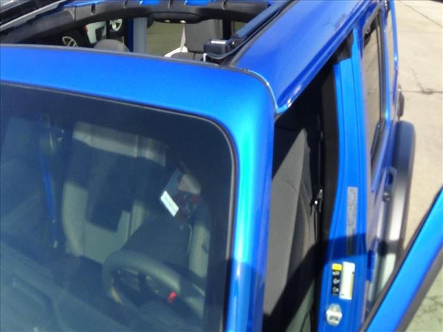 2024 Jeep Wrangler Willys:C6745