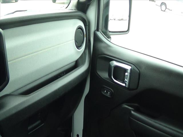 2025 Jeep Wrangler Sport S:C6824