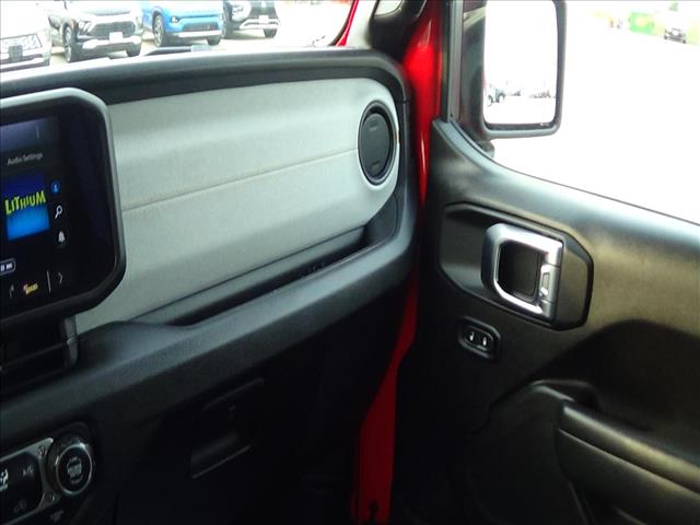 2025 Jeep Wrangler Sport S:C6830