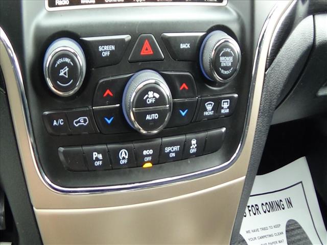 2016 Jeep Grand Cherokee Laredo 75th Anniversary:C6605A2