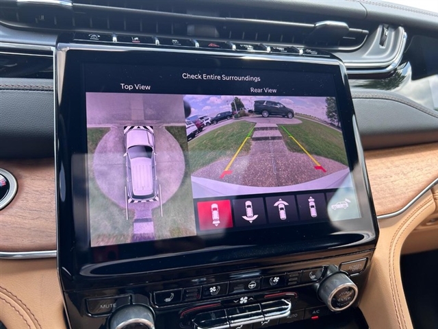 2025 Jeep Grand Cherokee L Summit Reserve