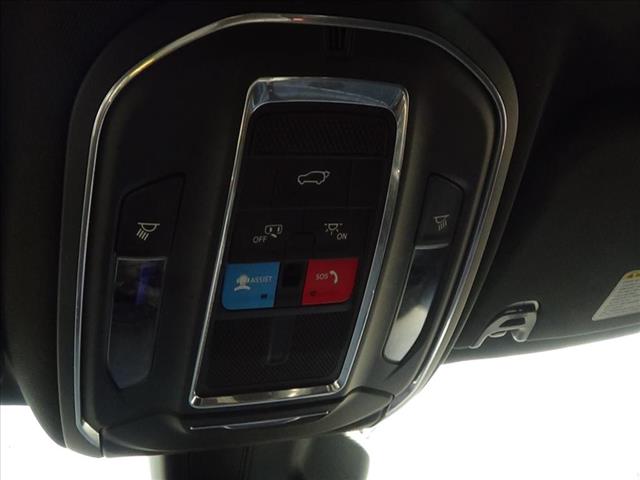 2024 Jeep Wagoneer L Series II:C6538