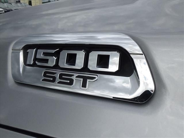 2025 RAM 1500 Big Horn:C7066