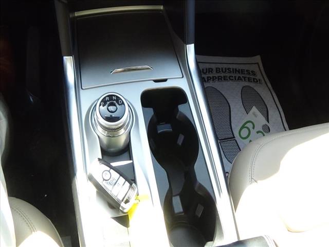 2023 Ford Explorer Limited:C6185