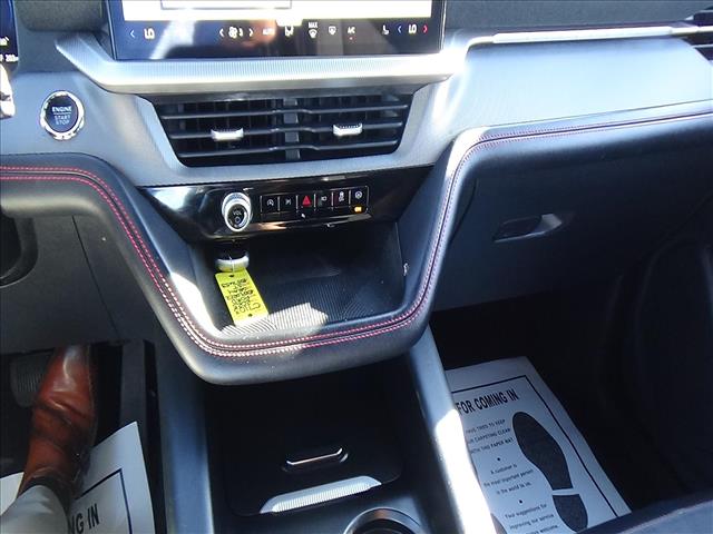 2025 Ford Explorer ST-Line:C7103