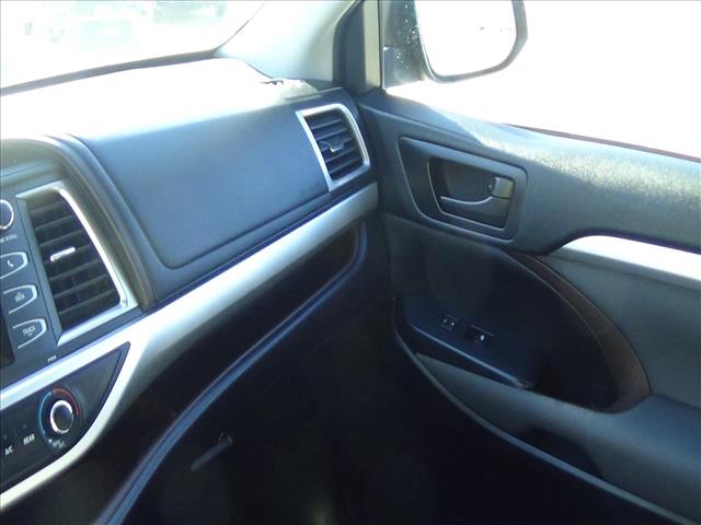 2019 Toyota Highlander LE:C6573A