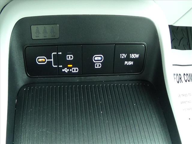 2025 Hyundai KONA SEL:C6776