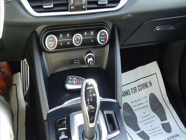 2024 Alfa Romeo Stelvio Sprint:C6874