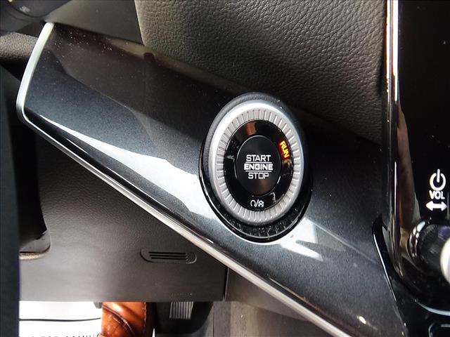 2024 Jeep Wagoneer L Base:C7016