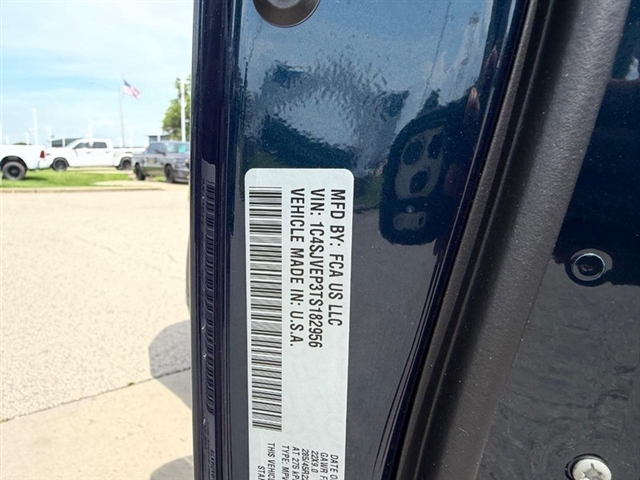 2026 Jeep Grand Wagoneer Summit Obsidian:26-175