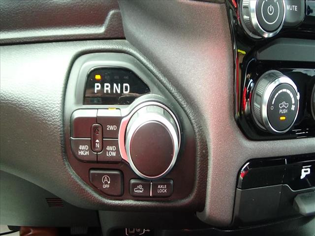 2025 RAM 1500 Warlock:C7001