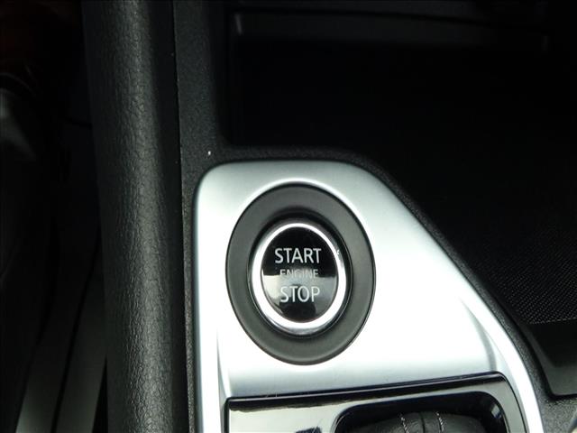 2025 Nissan Sentra SV:C7004