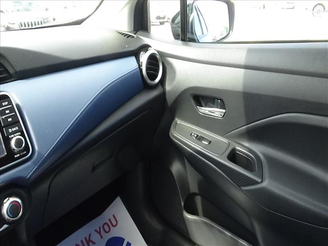 2025 Nissan Versa SV:C7031