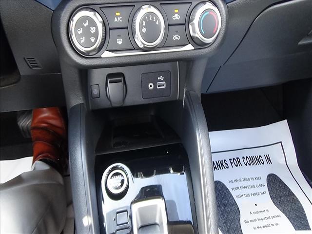 2025 Nissan Versa SV:C7049