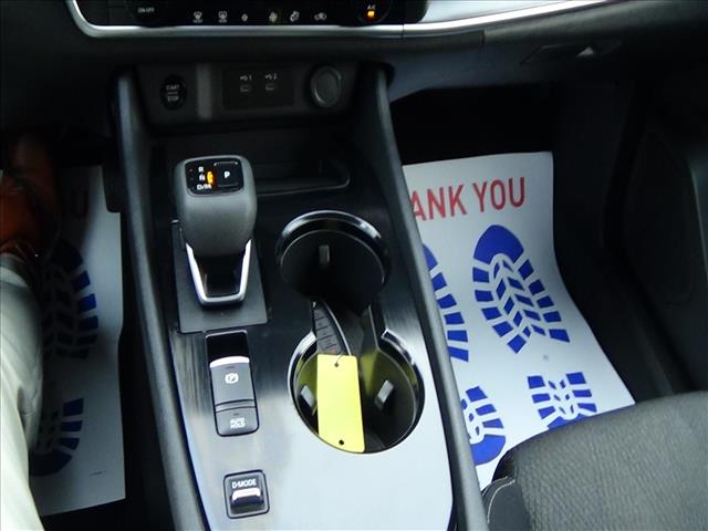 2025 Nissan Rogue SV:C6868