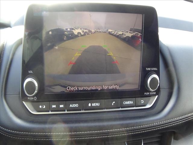 2024 Nissan Rogue SV:C6666