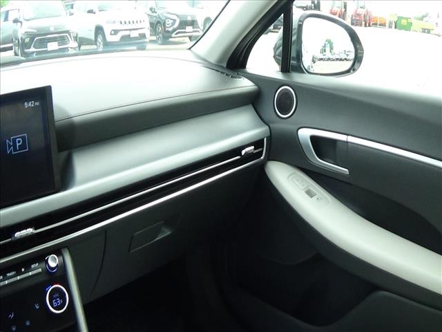 2025 Hyundai SONATA SEL:C6990