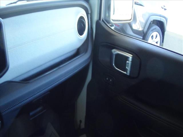 2024 Jeep Wrangler Sahara:C6749