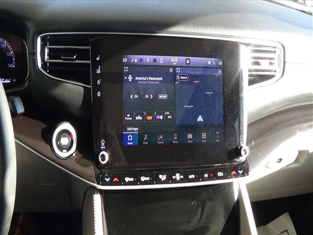 2024 Jeep Wagoneer Base:C6876