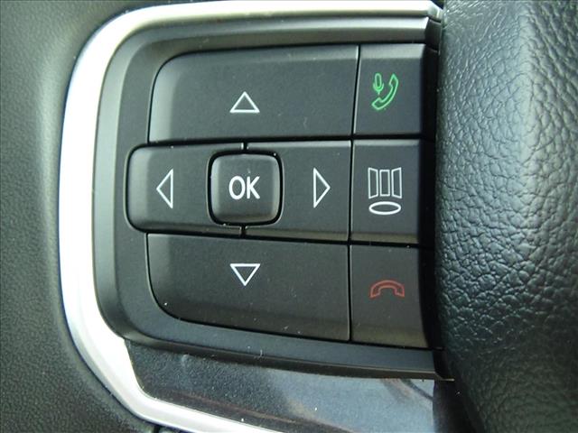 2024 Jeep Wagoneer Base:C6877